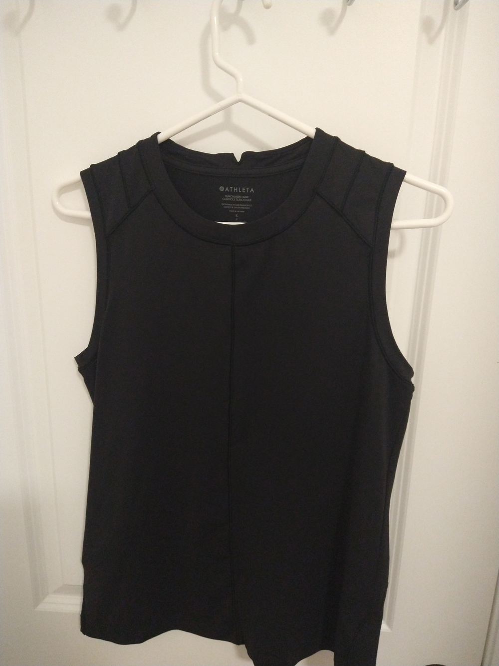 Athleta Black Sleeveless Performance Tank